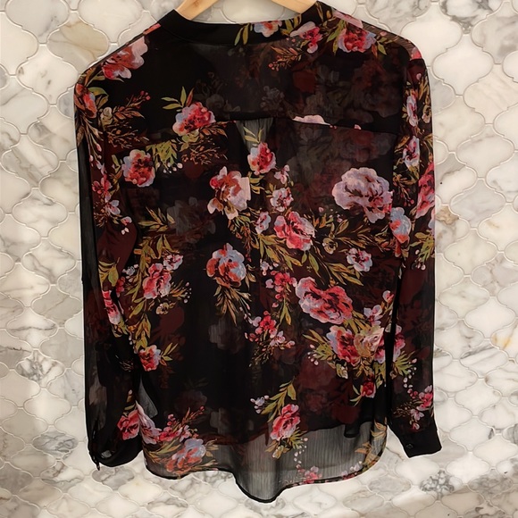 Kut from the Kloth sheer black floral button front blouse. Size M - Picture 4 of 11